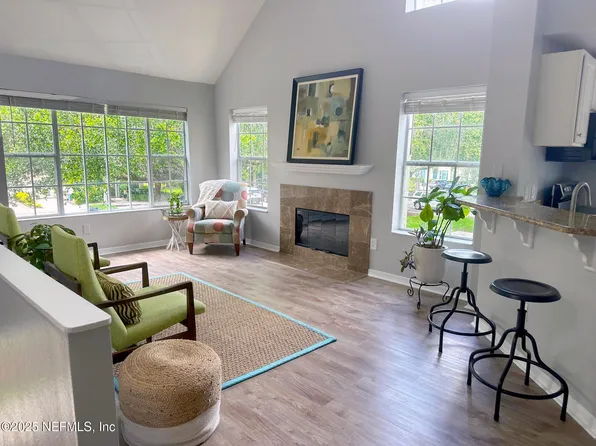 13700 RICHMOND PARK Drive N #206, Jacksonville, FL 32224