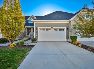 890 S Chestnut Dr, Fruit Heights, UT 84037
