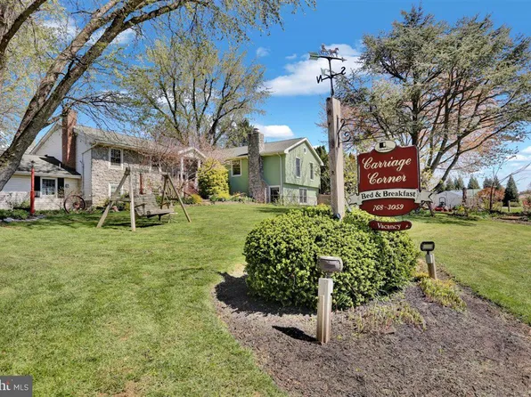 3705 E Newport Rd, Intercourse, PA 17534