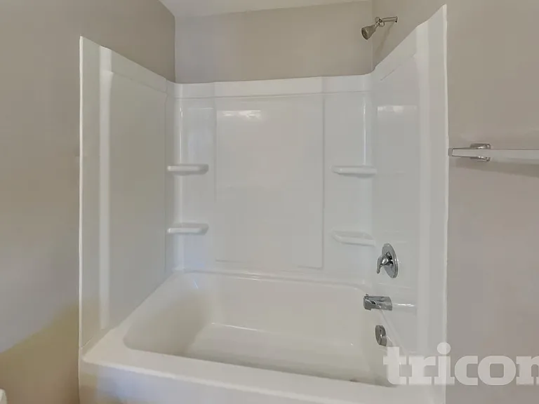 105 Meadow Vista Ln — Photo 14