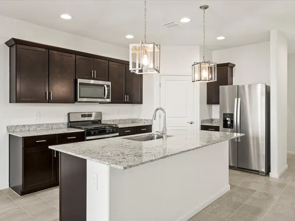 6869 W Sweetshade Ln, Tucson, AZ 85757