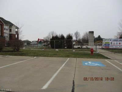 23002 Chandlers Ln APT 111, Olmsted Falls, OH, 44138