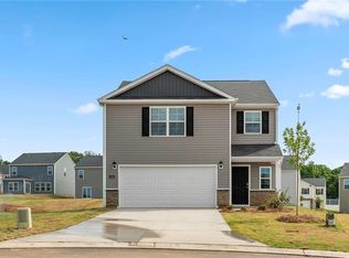 633 Beechwood Cir, Thomasville, NC 27360