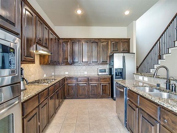 5th image of 10113 Waterstone Way