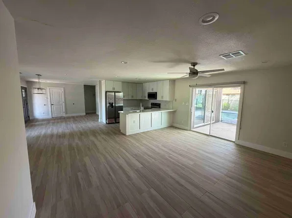 3145 S Davis Cir, Mesa, AZ 85210