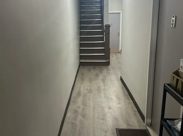 28 Lefferts Avenue image 9 of 9