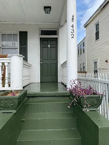 432 Sumter St #B Photo 1