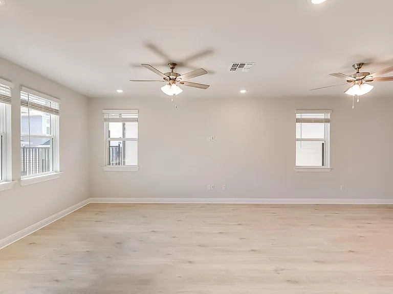 1005 Legend Milton Ln — Photo 7