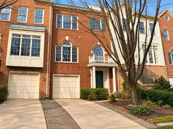 6634 Frost Lake Ln, Alexandria, VA 22315