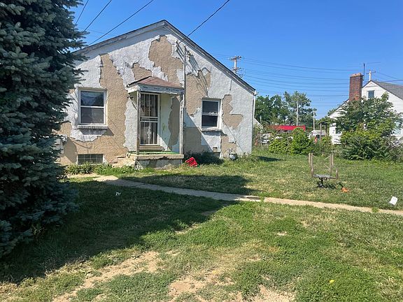 3rd image of 1289 E Hudson St