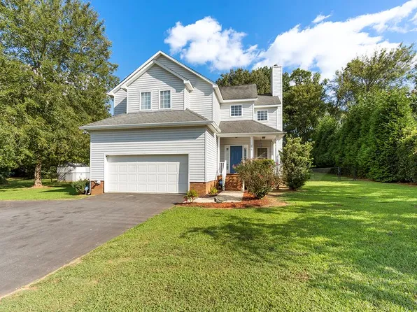 206 Pepperhill Ln, Greenwood, SC 29649
