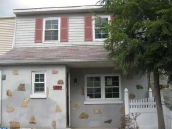 55 Colonial Square Pl, Lindenwold, NJ 08021