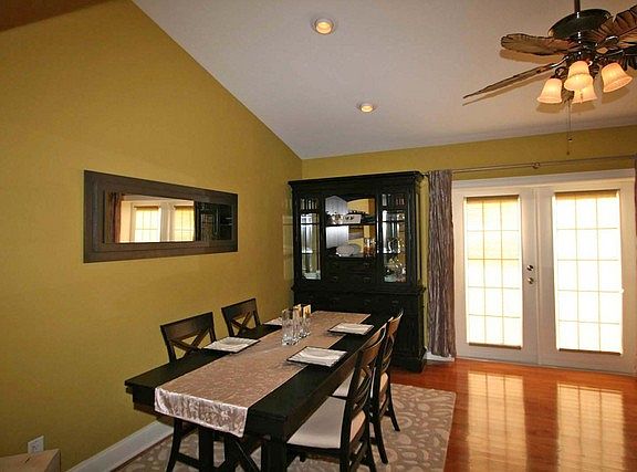 4th image of 5628 Padgett Cir
