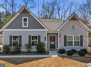 116 Cummings Ct, Ball Ground, GA 30107