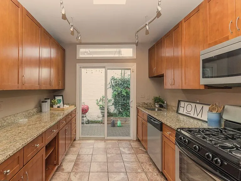 1122 Battery Ave — Photo 11