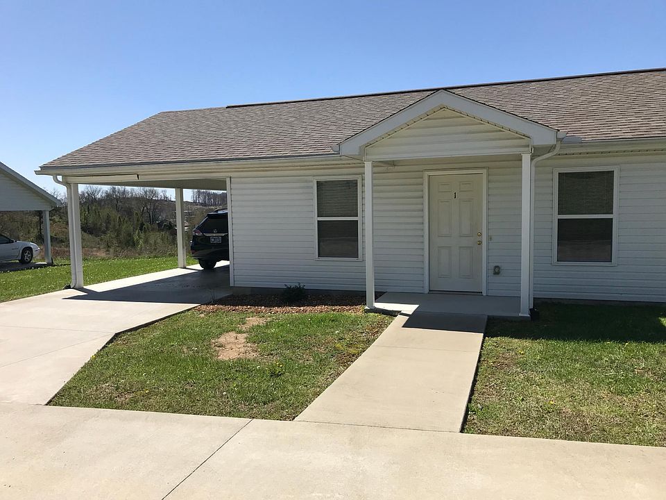 1st image of 39 Carolyn Dr #1