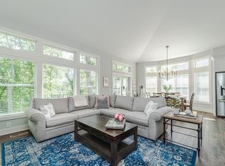 5075 Ranchview Ln N, Plymouth, MN 55446