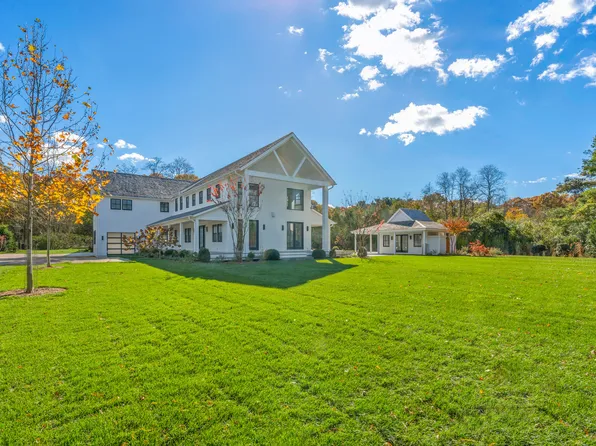 275 Narrow Ln, Bridgehampton, NY 11932