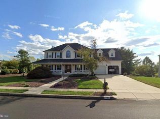 1784 N Meadow Dr, Mechanicsburg, PA 17055
