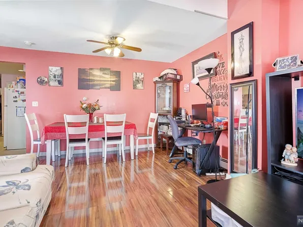 405 Crosby Ave, Paterson, NJ 07502
