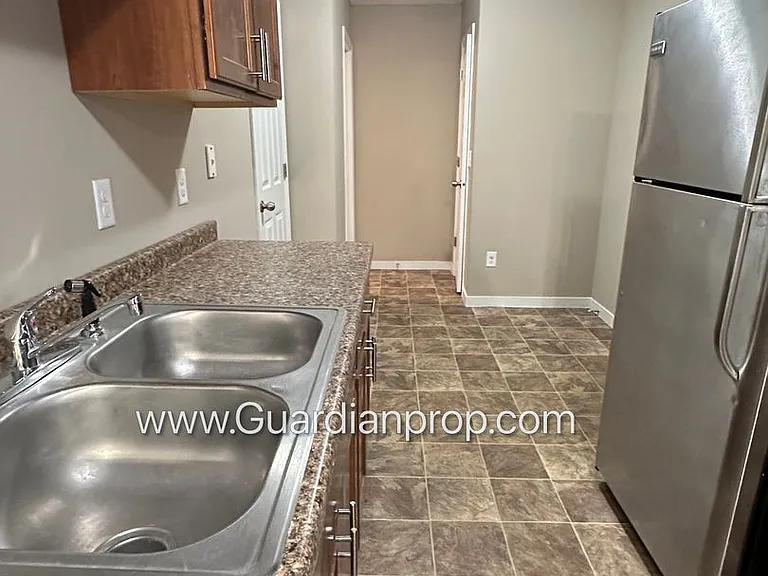 9927 Vera Cruz Ln N — Photo 6