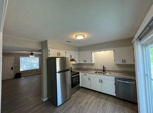 501 N Betty Jo Dr, Fayetteville, AR 72701