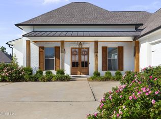 803 White Rock Ln, Brandon, MS 39047