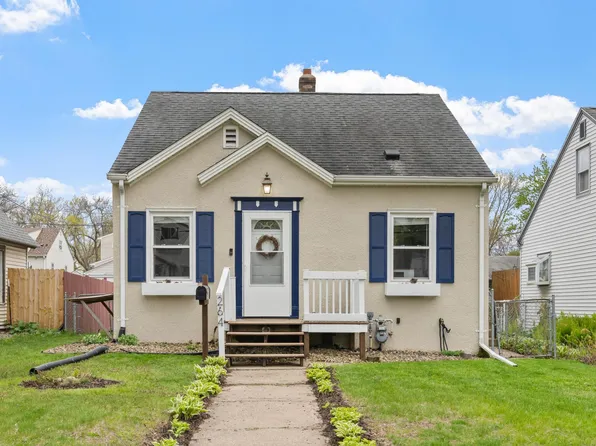 264 Haskell St E, West Saint Paul, MN 55118