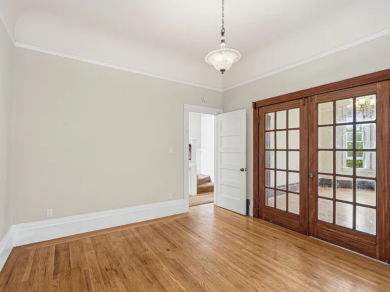 749 Clayton St #747 — Photo 7
