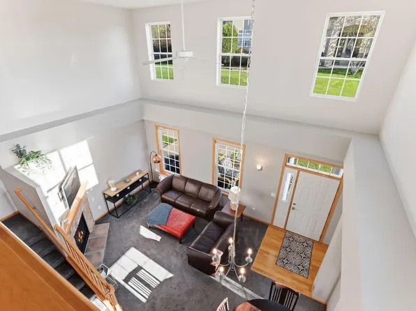 1249 Chateau Ave #405, Maplewood, MN 55109