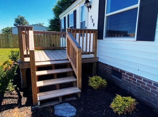 704 Glade Rd, Elizabeth City, NC 27909