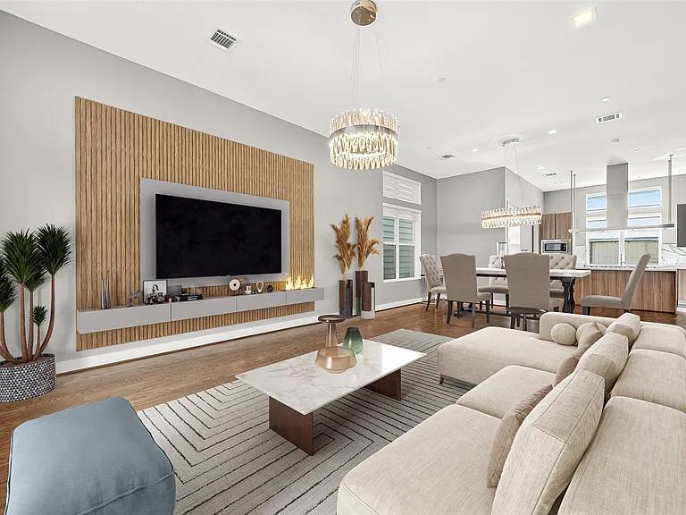 5919 E Post Oak Ln — Photo 2