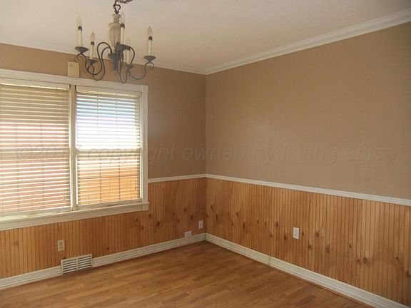 4th image of 2106 N Russell St