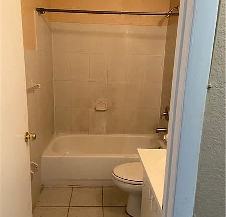 3rd image of 1503 NW 27th Ave #1-2
