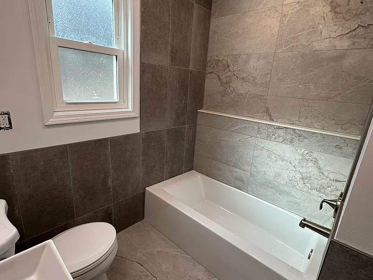 55 Pine Ferry Dr NE — Photo 9