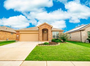 316 Oakbluff Dr, Denton, TX 76210