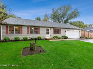 34W459 North Dr, South Elgin, IL 60177