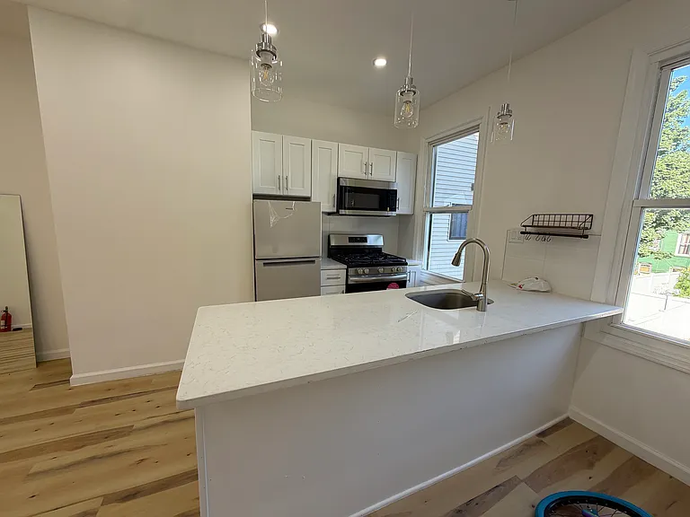 251 Halladay St #2 — Photo 9