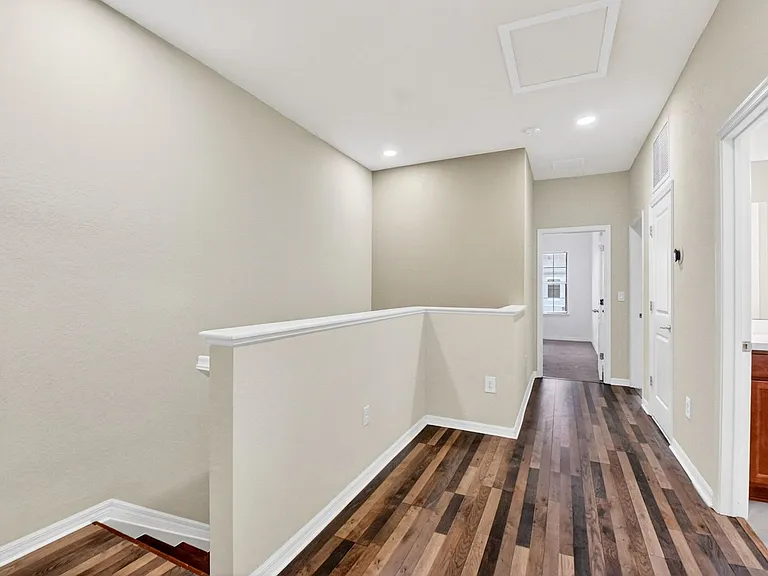 2833 Troubadour St — Photo 28