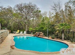 10 Red Bluff Ct, Mansfield, TX 76063