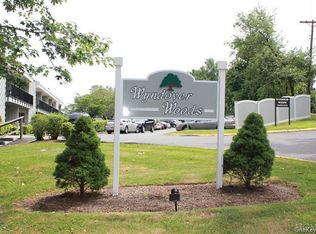 5 Wyndover Woods Ln APT 21, White Plains, NY 10603