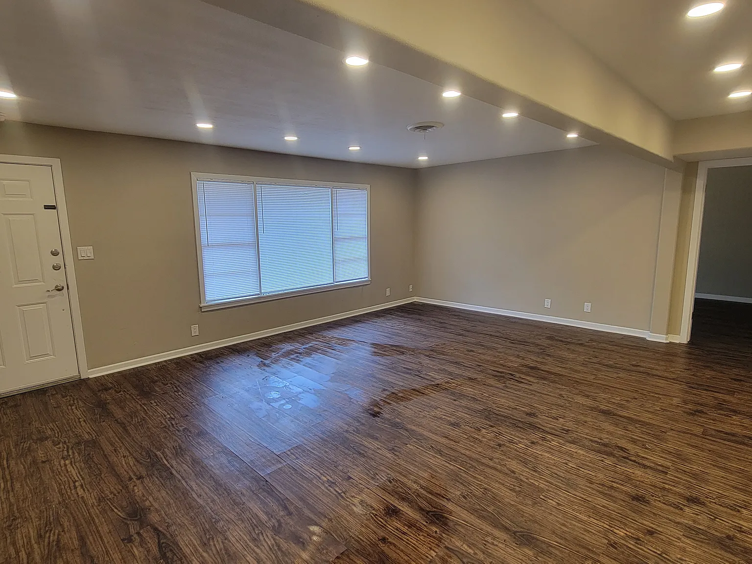3 bed, 1340 sqft, $1,595 — Photo 4