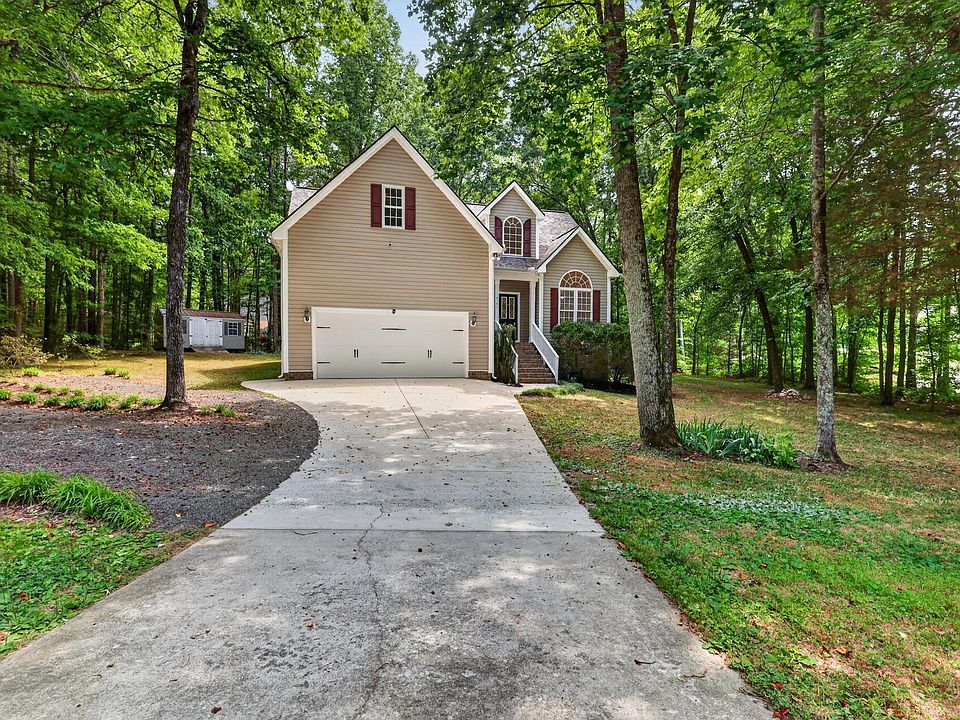 1st image of 4107 Maynard Cir