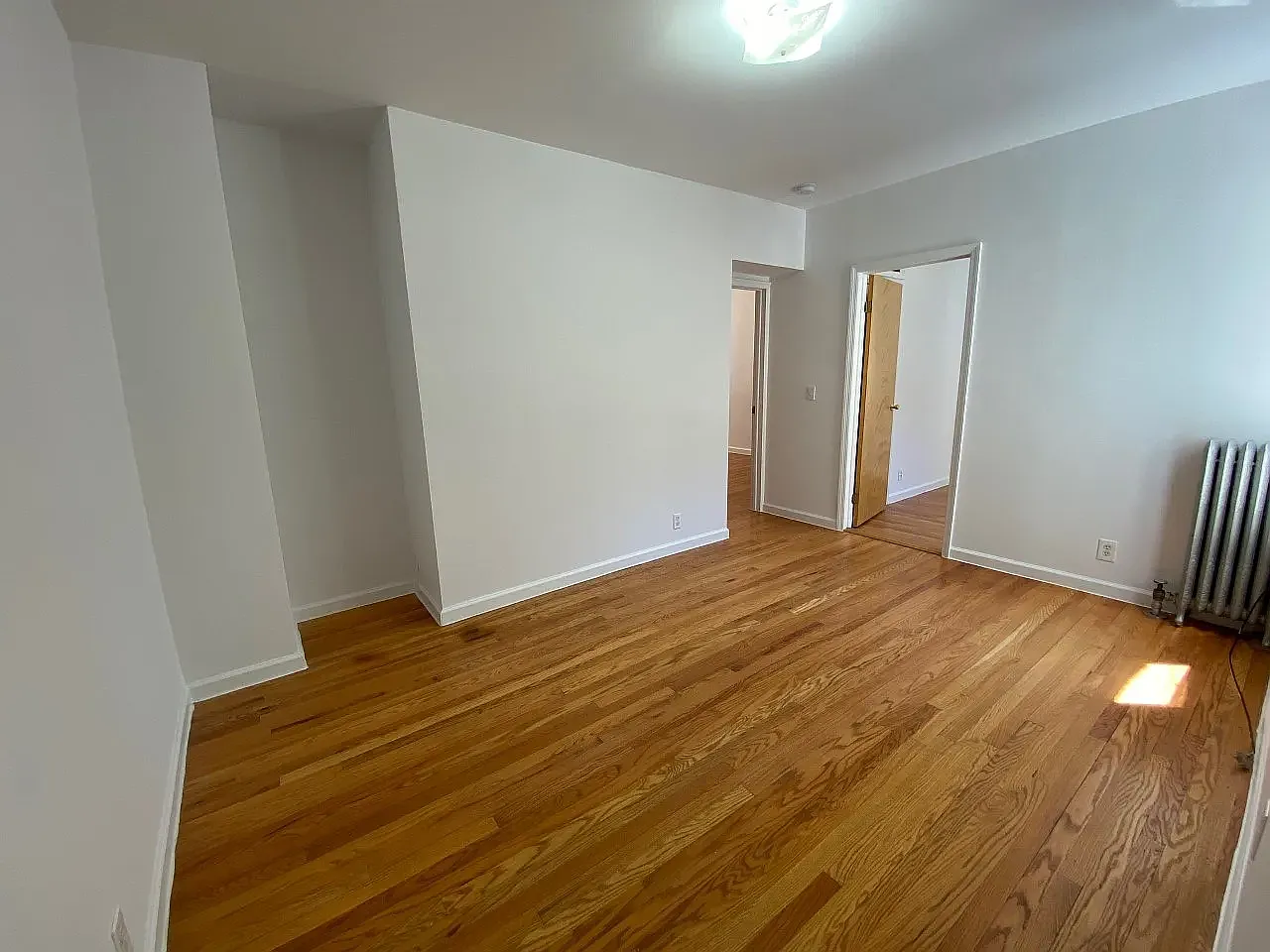 352 West 15th Street — Photo 2