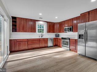 4477 Mountain Rd, Pasadena, MD 21122