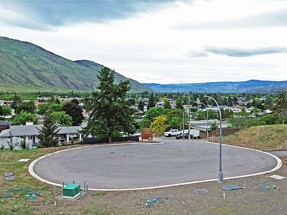 2nd image of 3587 Sage Dr