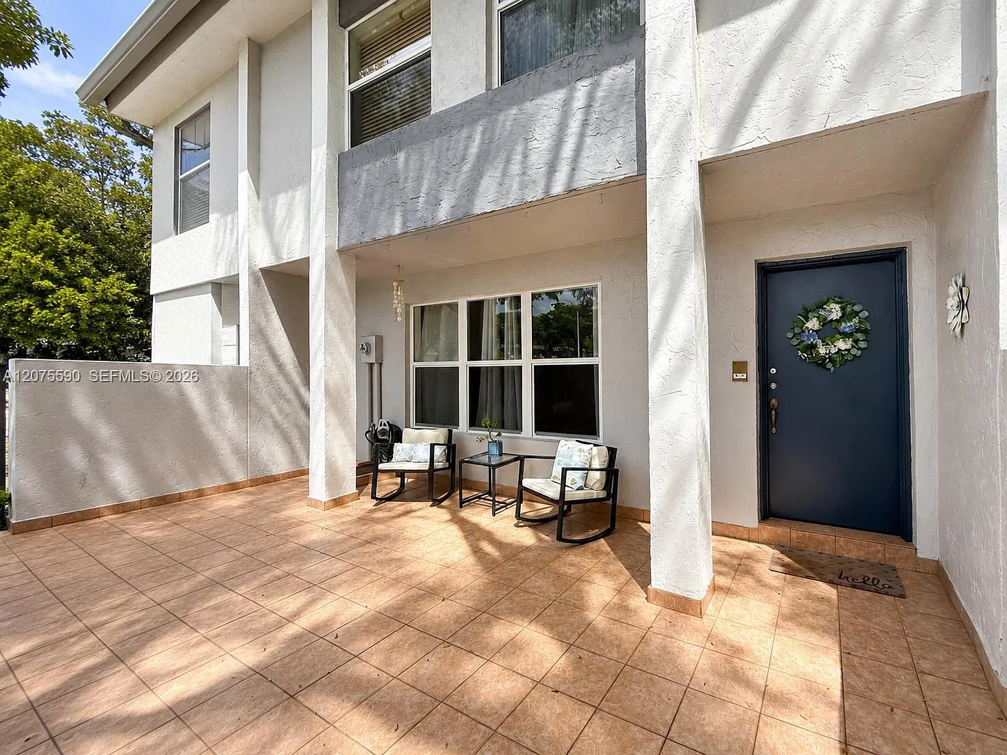 Lake Village Condo — Photo 2