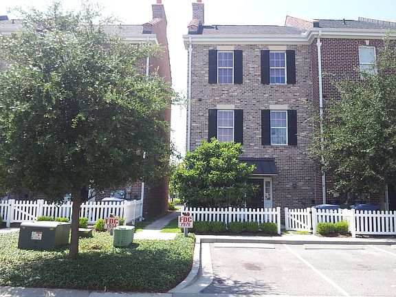 2876 G Howard {back}