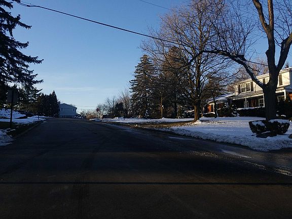 4th image of 2972 Courville Dr