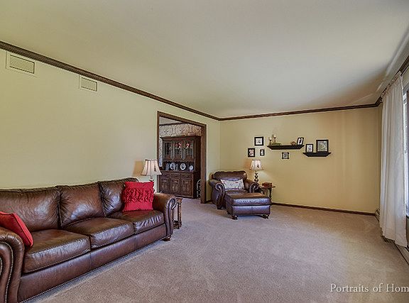3rd image of 17109 S Heritage Dr